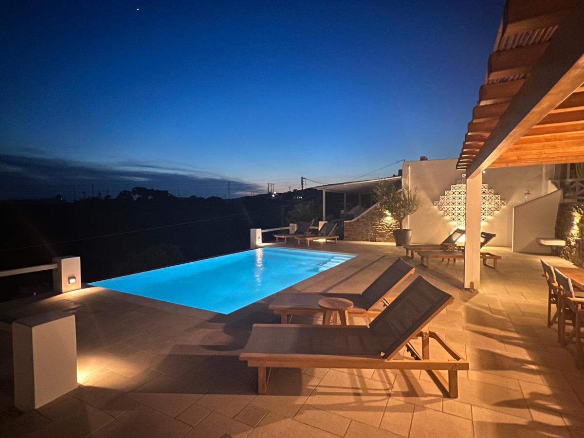 Para Principe Tinos Agios Sostis  Exteriör bild