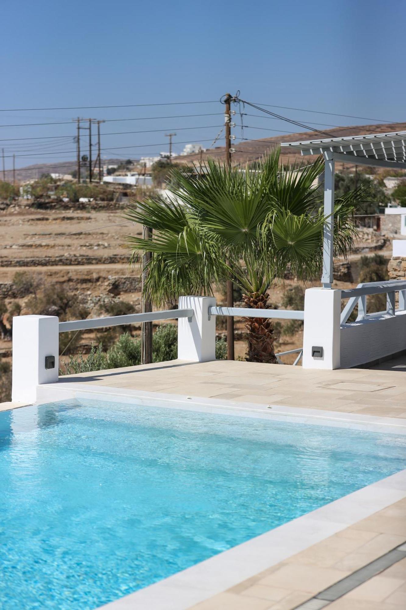 Para Principe Tinos Agios Sostis  Exteriör bild